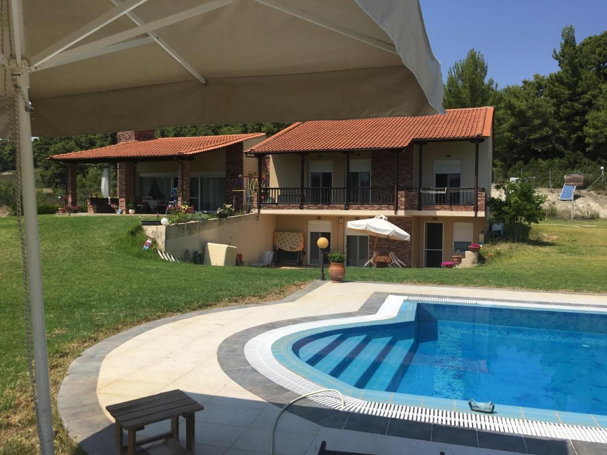 Villa Sourouko Paliouri Exteriör bild